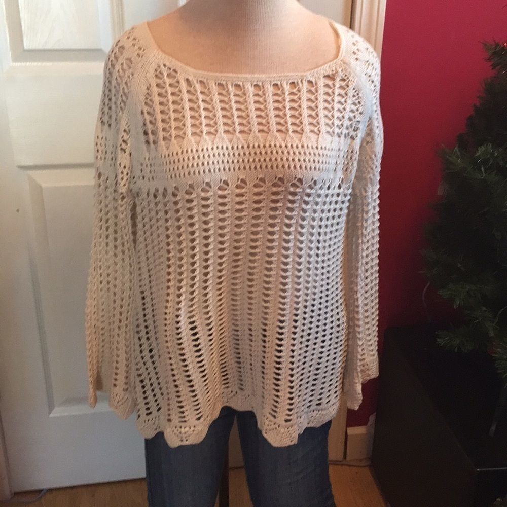 Love Marks off white crochet sweater sz L